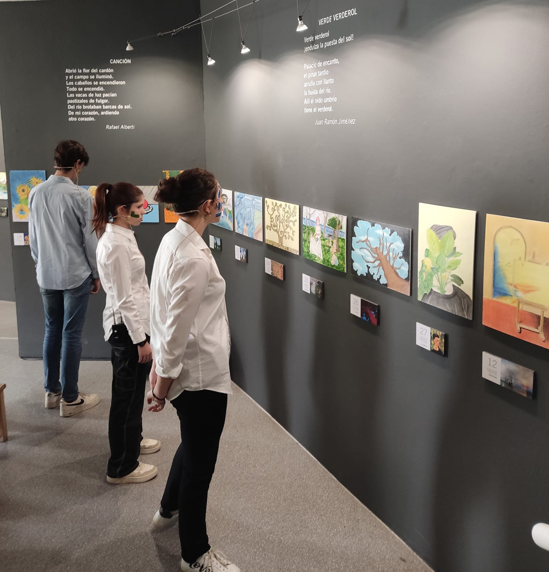 29 miradas para destilar colores. Centro Educativo Gençana