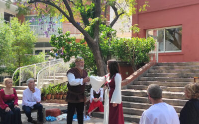 EL GRUPO DE TEATRO DEL AMPA JACARANDÁ REPRESENTA LOS ROMANCES MEDIEVALES