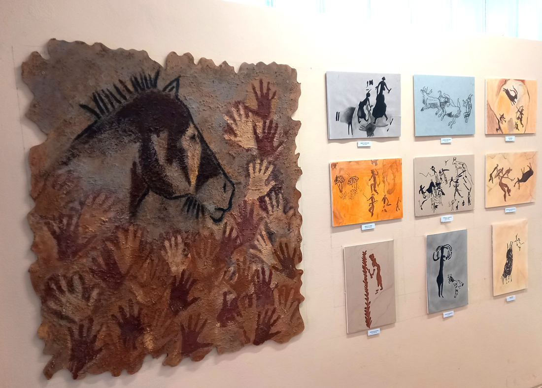 Exposición de pinturas rupestres del proyecto Abuelísimos - Alumnos de 1º ESO del Centro Educativo Gençana