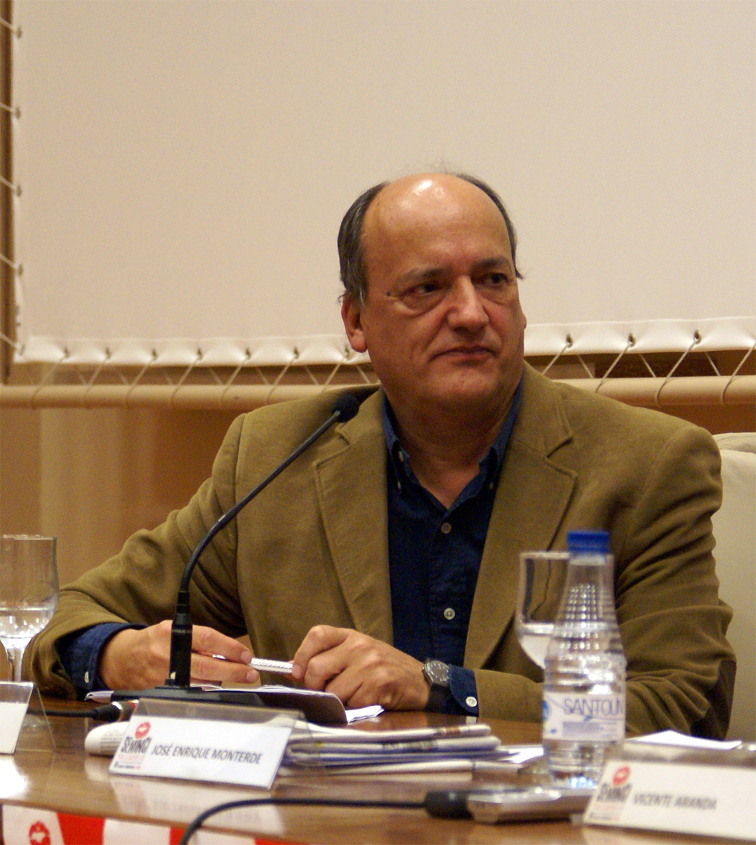 Gustavo Martín Garzo, escritor, durante una ponencia