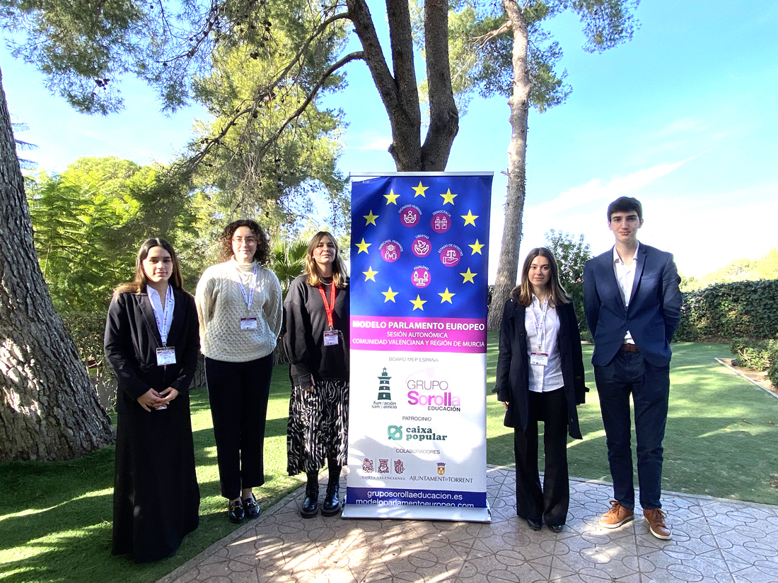 Alumnos de Gençana participantes en las sesiones autonómicas del concurso Modelo Parlamento Europeo 2024