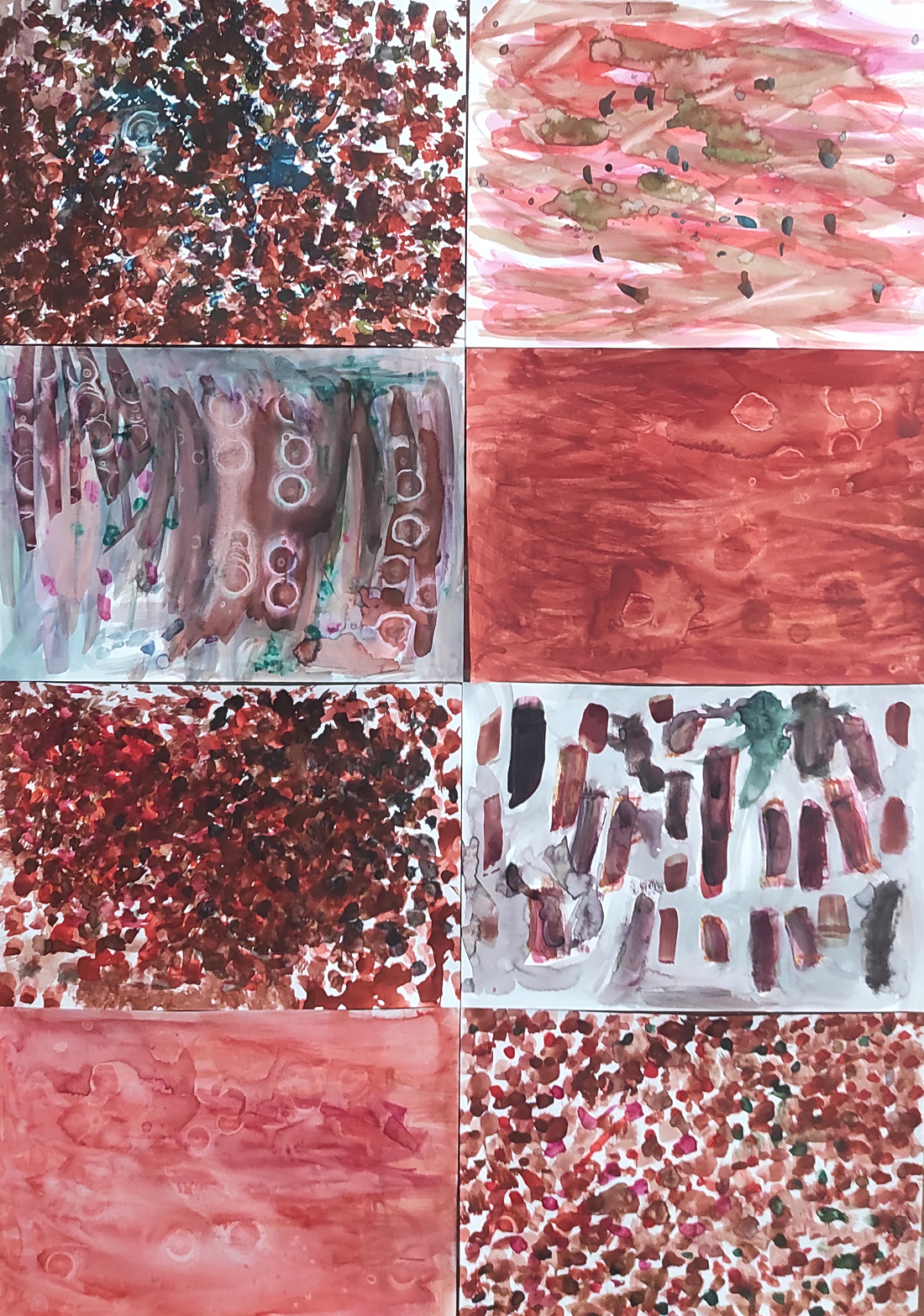 Acuarelas abstractas que imitan el Mar Rojo realizadas por alumnos de 1º Educación Primaria del Centro Educativo Gençana